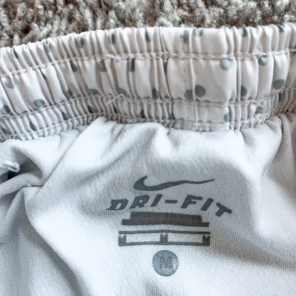 Limited edition White Nike Shorts (like new) - Picture 3 of 4